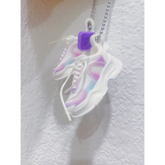 Itty Bitty RL shoe keychain - Picture 2 of 5